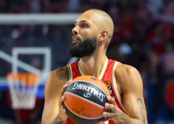 Όλα τα φώτα στα ”Δύο Αοράκια”: Ξεκινάει το τουρνουά με σπουδαίες ομάδες της Ευρώπης