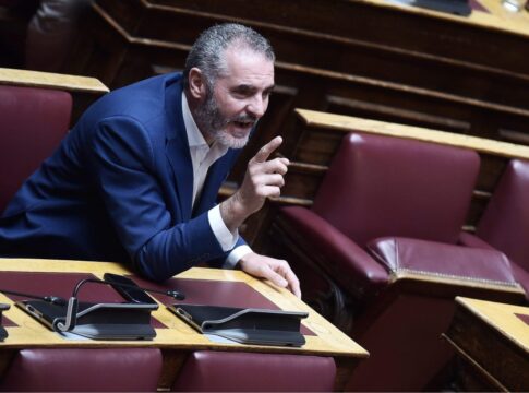 ΟΠΕΚΕΠΕ: Τι απαντά ο Μ. Χνάρης στη ΝΔ που τον εμπλέκει στο σκάνδαλο