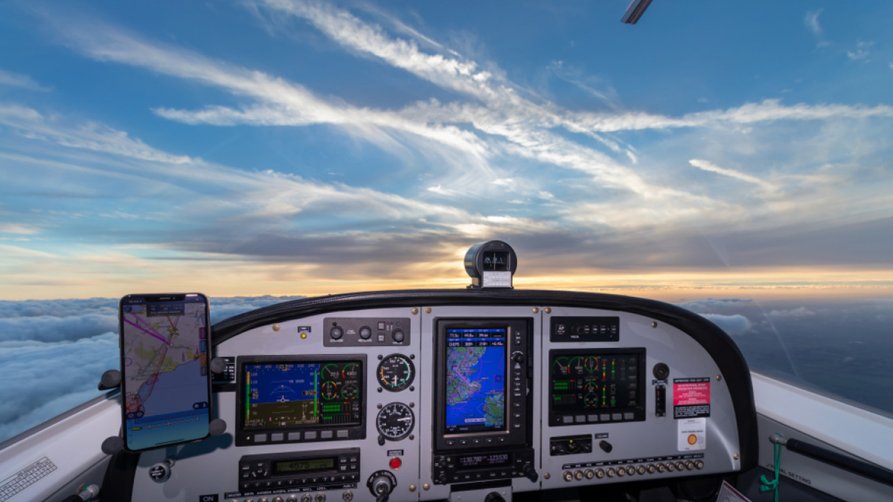 Παρεμβολές στο GPS του αεροσκάφους που μετέφερε την Ισπανίδα υπουργό Άμυνας