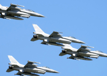 Πώς αντέδρασε η Νατοϊκή «ομπρέλα» στα ρωσικά drones που παραβίασαν τον εναέριο χώρο της Πολωνίας