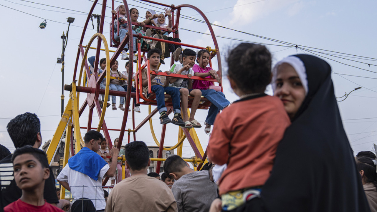 Πρωθυπουργός Ιράκ: Επενδυτικές ευκαιρίες ύψους 450 δισ. δολαρίων στη χώρα