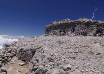 Ψηλορείτης: Πήγε για προσκύνημα στην κορυφή του Τιμίου Σταυρού και τραυματίστηκε
