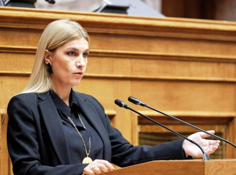Σ. Βολουδάκη για τις ροές μεταναστών στην Κρήτη: Οι λιμενικοί σηκώνουν βάρος συνθηκών πολέμου