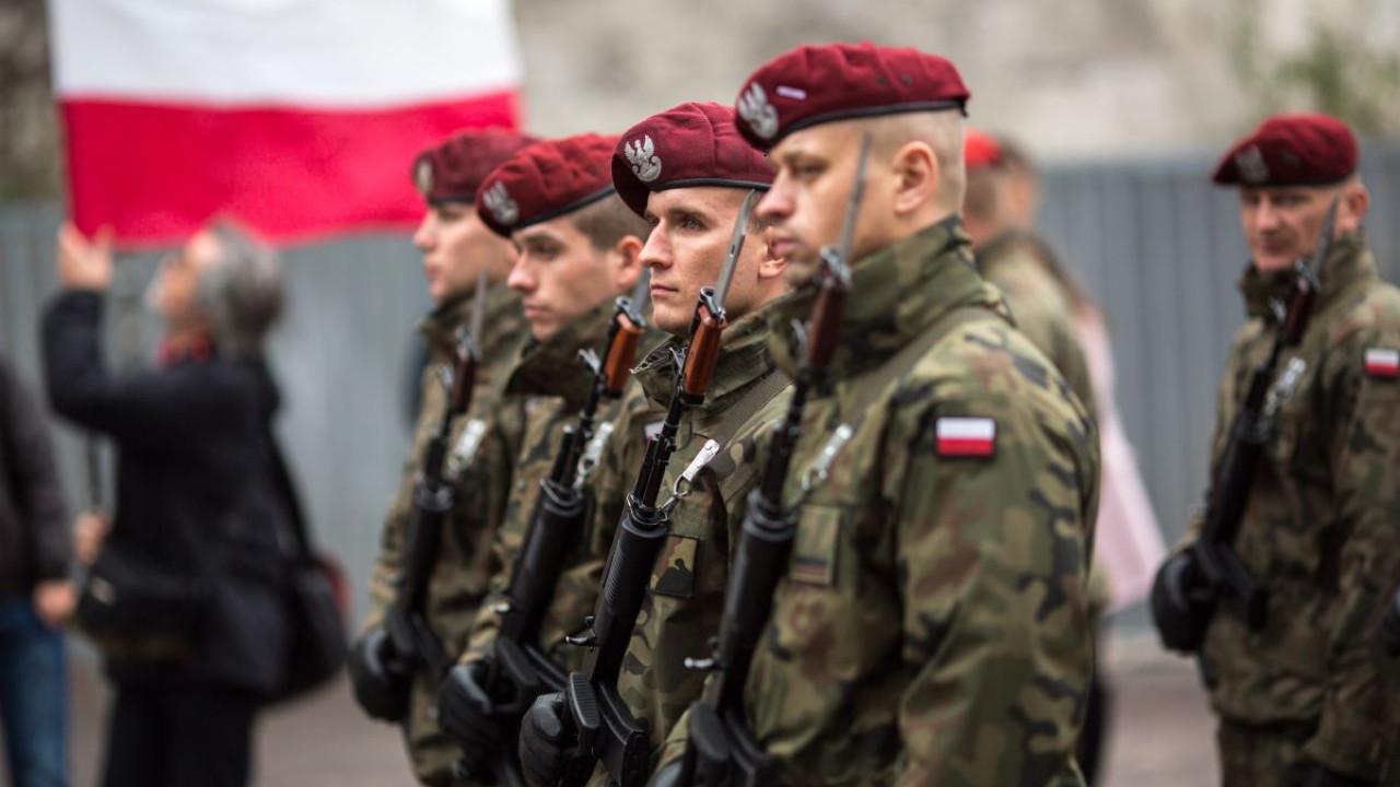 Σε ετοιμότητα η ανατολική πλευρά του ΝΑΤΟ καθώς η Ρωσία προετοιμάζεται για στρατιωτικές ασκήσεις