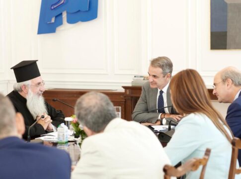 Σε καλό κλίμα η συνάντηση Αρχιεπισκόπου Κρήτης – Πρωθυπουργού, τι συζητήθηκε