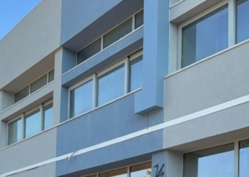 Σε σχολεία των Χανίων για τον καθιερωμένο αγιασμό ο Αλ. Μαρκογιαννάκης