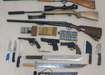 Σίφνος: Συνελήφθη 48χρονος με ολόκληρο «οπλοστάσιο» - Φωτογραφίες