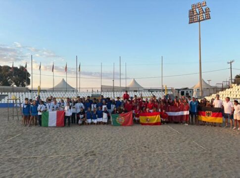 Σπουδαίο θέαμα στο Πανευρωπαϊκό Πρωτάθλημα Beach Tennis στον Καρτερό