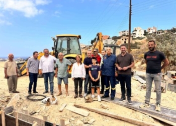 Στα έργα στο Αμμούδι ο Μενέλαος Μποκέας