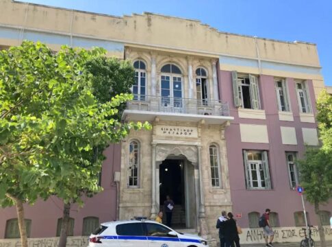 Στη Δικαιοσύνη ο Δήμος Φαιστού για τον ξυλοδαρμό εργαζόμενης της υπηρεσίας καθαριότητας