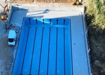 Στιγμιότυπα από drone από τις νέες πισίνες που κατασκευάζονται στο κολυμβητήριο Χανίων