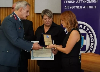 Συγκίνηση στην τελετή απονομής «Αστυνομικού Αριστείου Ανδραγαθίας» στον Λυγγερίδη