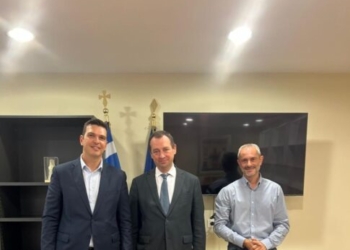 Συνάντηση Αλ. Μαρκογιαννάκη και ιδιοκτητών διατηρητέων Αγίας Κυριακής με Γενικό Γραμματέα Δημόσιας Περιουσίας