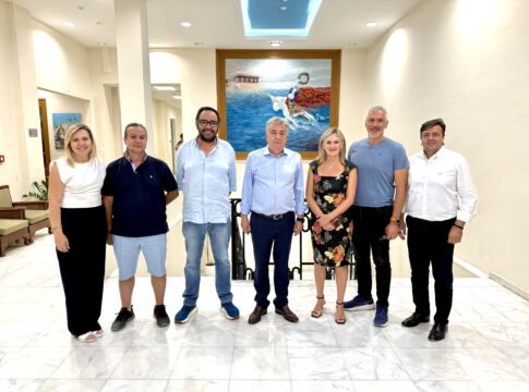 Συνάντηση του Περιφερειάρχη Κρήτης με τη νέα Διοίκηση του ΕΑΚΗ