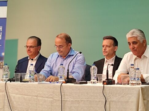 Συνεδρίαση στο Ρέθυμνο για την αυτοδιοίκηση: Τι είπαν Μαρινάκης, Αρναουτάκης, Καλοκαιρινός και Δούκας