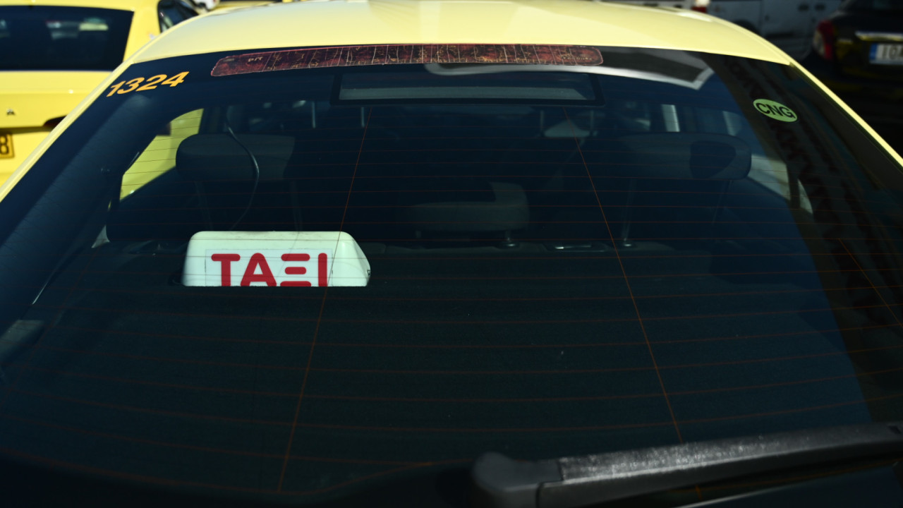 Ταξί: Απεργία 18 ωρών από τα μεσάνυχτα Κυριακής