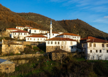 Ταξίδι στα Πομακοχώρια