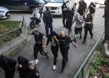 Θεσσαλονίκη: Διώκονται τρεις για λαθρεμπόριο αιθυλικής αλκοόλης και ενεργειακών ποτών