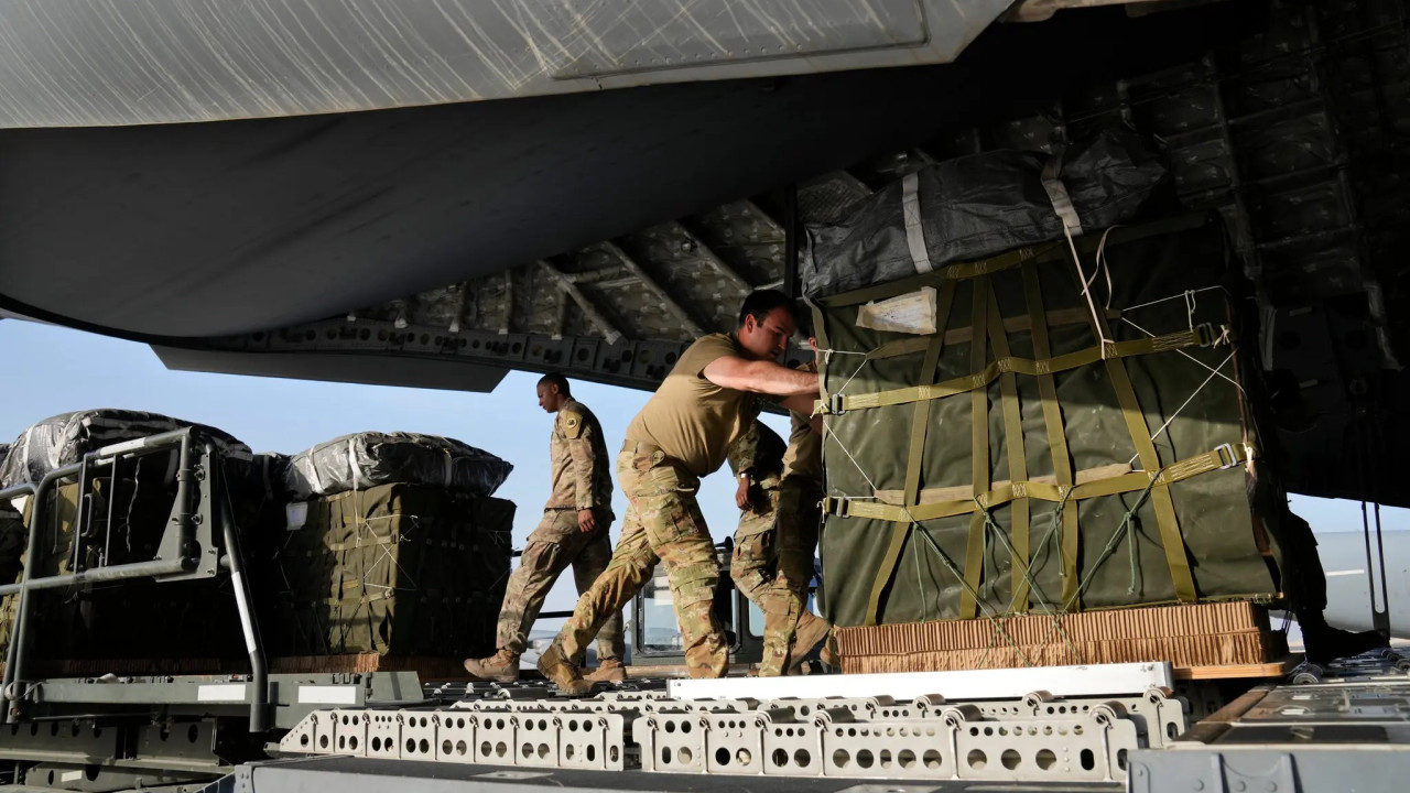 Το Περού θα ενισχύσει τον αγώνα κατά των ναρκωτικών αγοράζοντας 12 αεροσκάφη
