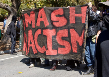 Τραμπ: Μπορεί να χαρακτηρίσει την Antifa ως τρομοκρατική οργάνωση;