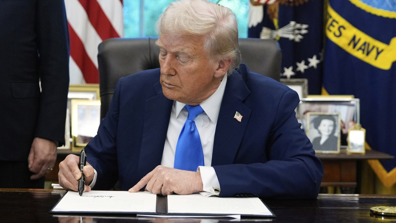 Τραμπ: Διορίζει νέα εισαγγελέα στην ανατολική Βιρτζίνια