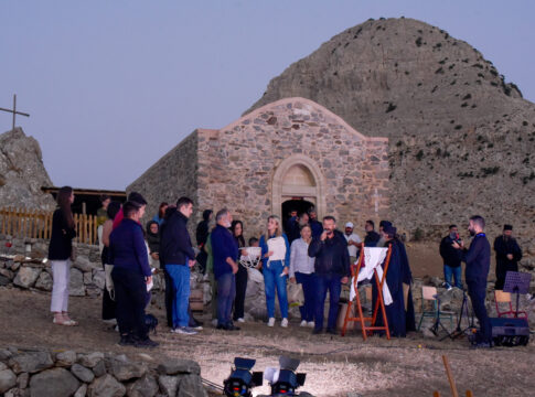 Βράβευσαν τους νέους φοιτητές, σε μια ξεχωριστή βραδιά, στο Μετόχι των Τριών Ιεραρχών, στο Λουσούδι