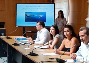 Υπογράφτηκε η σύμβαση για τη μελέτη του νέου προσήνεμου μόλου Λιμένα Χερσονήσου