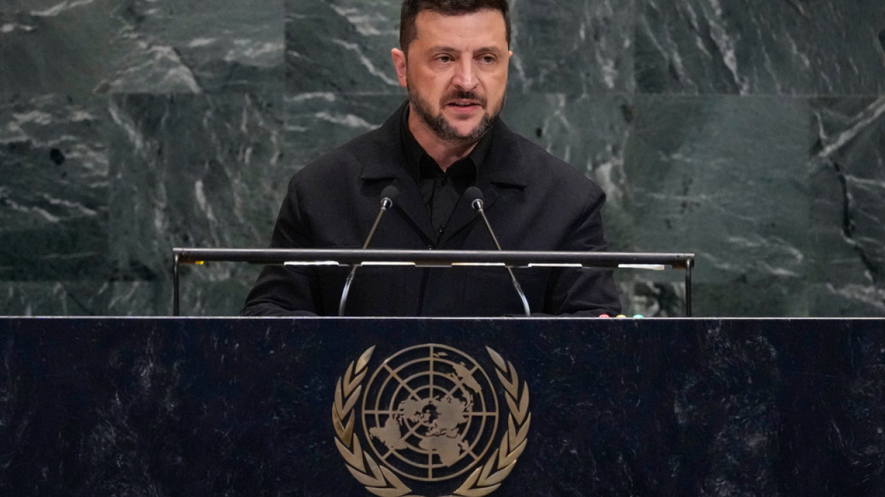 Ζελένσκι: Φθηνότερο να σταματήσουμε τώρα τον Πούτιν από μια διεθνή κούρσα εξοπλισμών