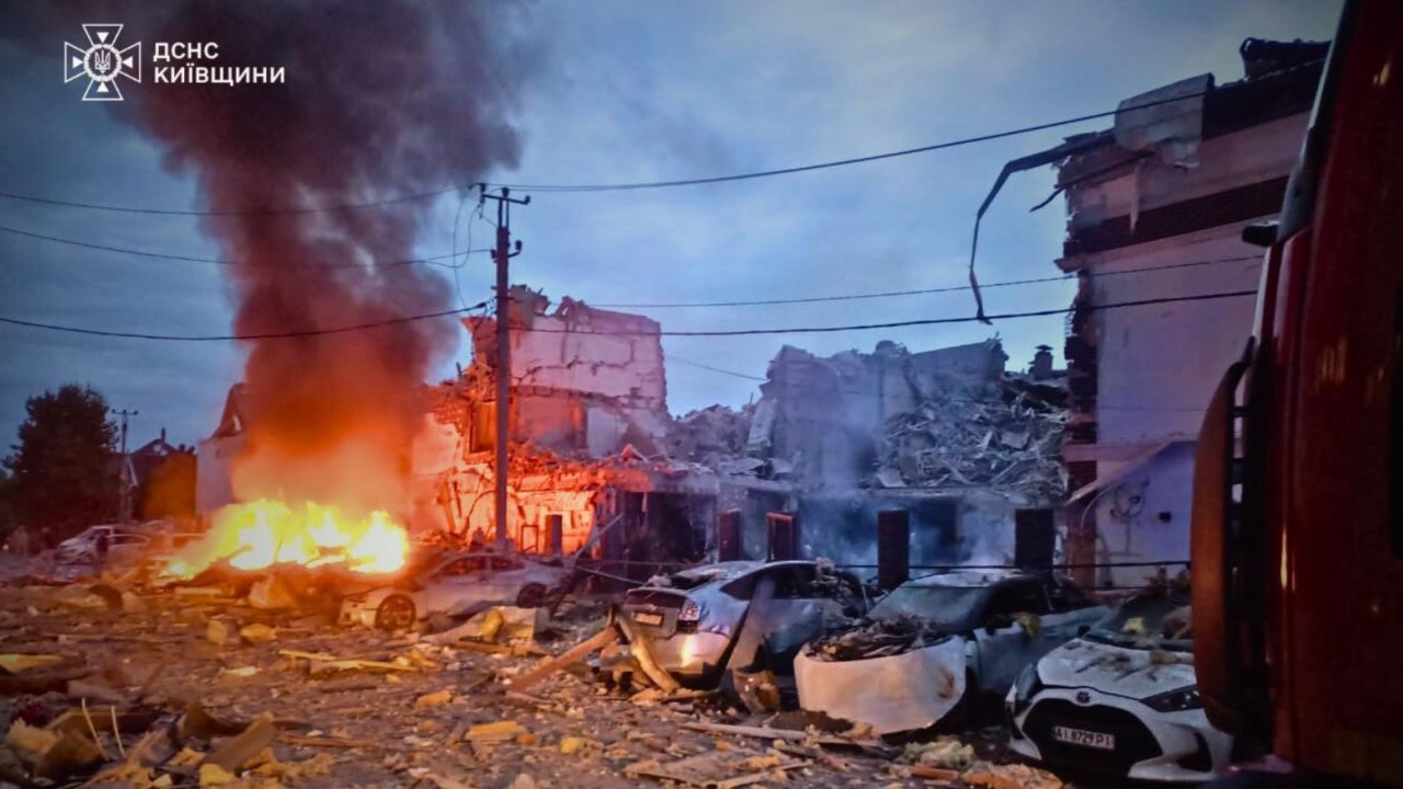 Ζελένσκι για ρωσική επίθεση: 12ωρο άγριο χτύπημα με 500 drones και πάνω από 40 πυραύλους