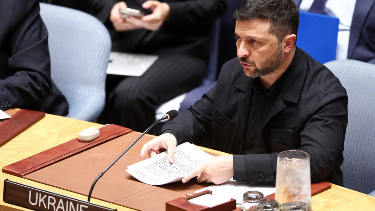 Ζελένσκι: Οι Ρώσοι αξιωματούχοι πρέπει να τερματίσουν τον πόλεμο ή να βρουν καταφύγια