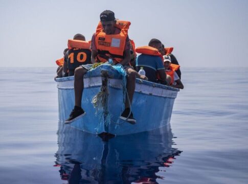 Αυτός είναι ο οδικός χάρτης για τις δύο δομές φιλοξενίας μεταναστών στην Κρήτη – Ποιοι χώροι προκρίνονται