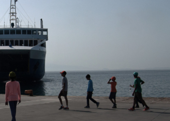 Αίγινα: Τραυματίστηκε 9χρονος κατά την επιβίβασή του σε πλοίο