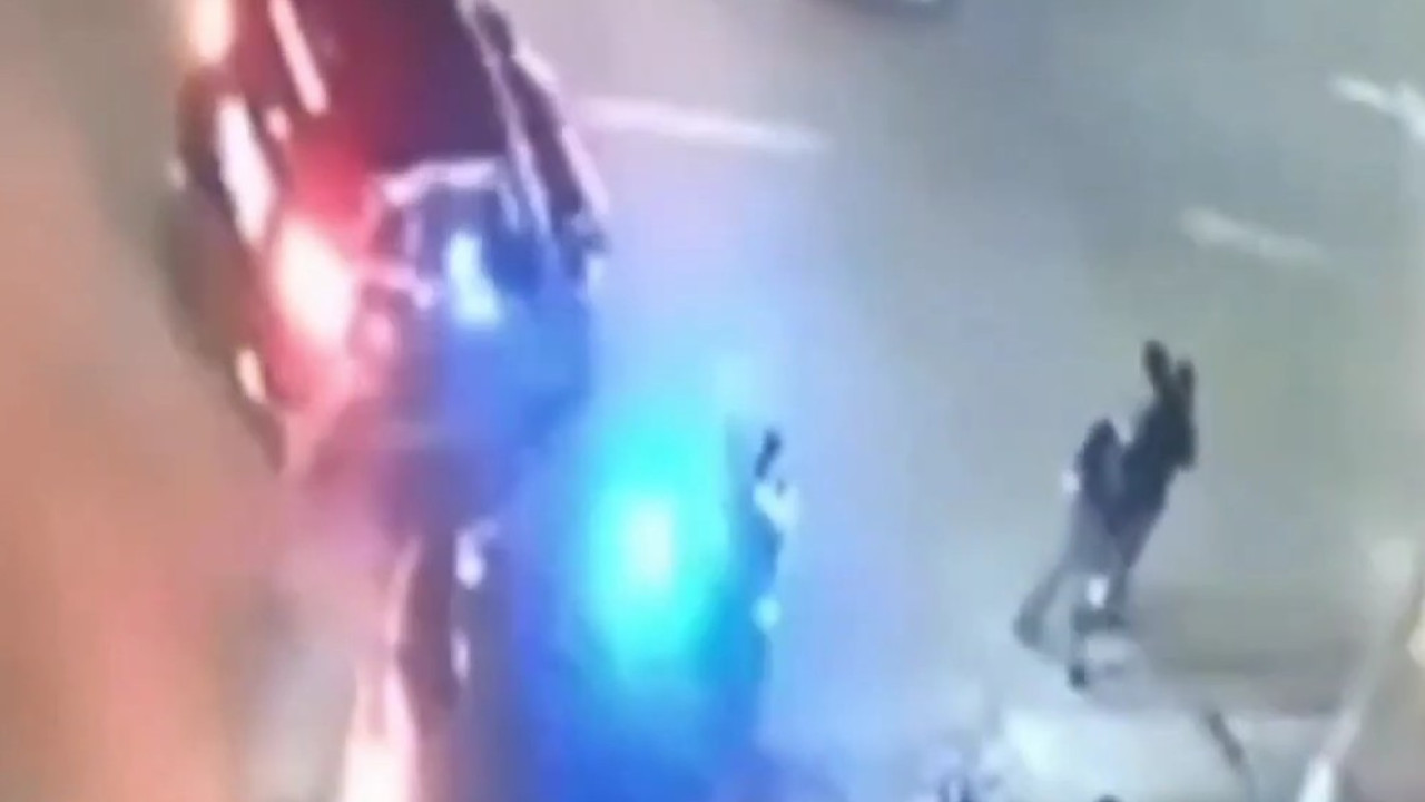 Άλιμος: Βίντεο όταν το ασθενοφόρο φτάνει στο γυμναστήριο για τον 15χρονο