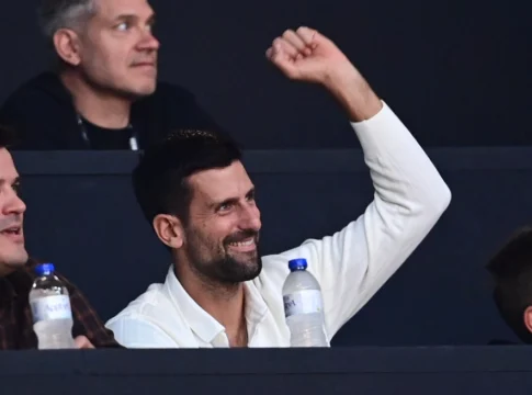 Αποθεώθηκε στο ΣΕΦ ο Τζόκοβιτς