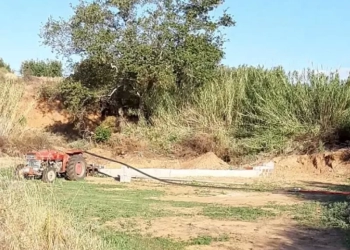 Μπάζωσαν ολόκληρο ρέμα για να φτιάξουν κρυφό πηγάδι για τα χωράφια τους
