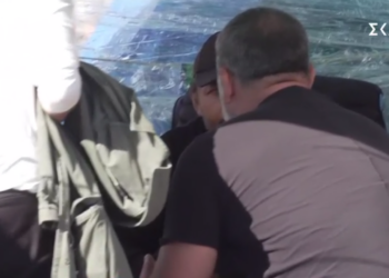 Μπισμπίκης: επισκέφθηκε τον Πάνο Ρούτσι στο Σύνταγμα – Βίντεο