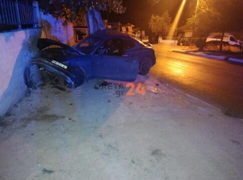 Χανιά: Έχασε τον έλεγχο του αυτοκινήτου και έπεσε σε τοίχο – Δείτε φωτογραφίες