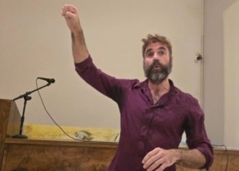 Δ.Ηρακλείου: Με επιτυχία η πρώτη διάλεξη του Εμμανουέλε Argento με θέμα «Το Παιχνίδι της Συνείδησης»