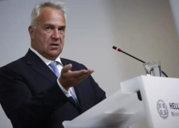 «Δεν με εκπλήσσουν ούτε με φοβίζουν» – Τι λέει ο Μ. Βορίδης για την επίθεση που δέχθηκε σε εστιατόριο στο Ηράκλειο