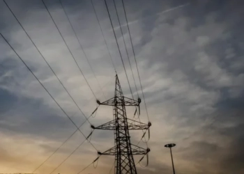 Διακοπές ρεύματος έφερε η βροχή σε περιοχές της Κρήτης – Επί ποδός ο ΔΕΔΔΗΕ