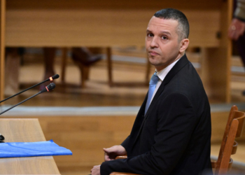 Δίκη Χρυσής Αυγής-Κασιδιάρης: «Η δολοφονία Φύσσα δολοφόνησε κι εμένα» - Η απολογία του
