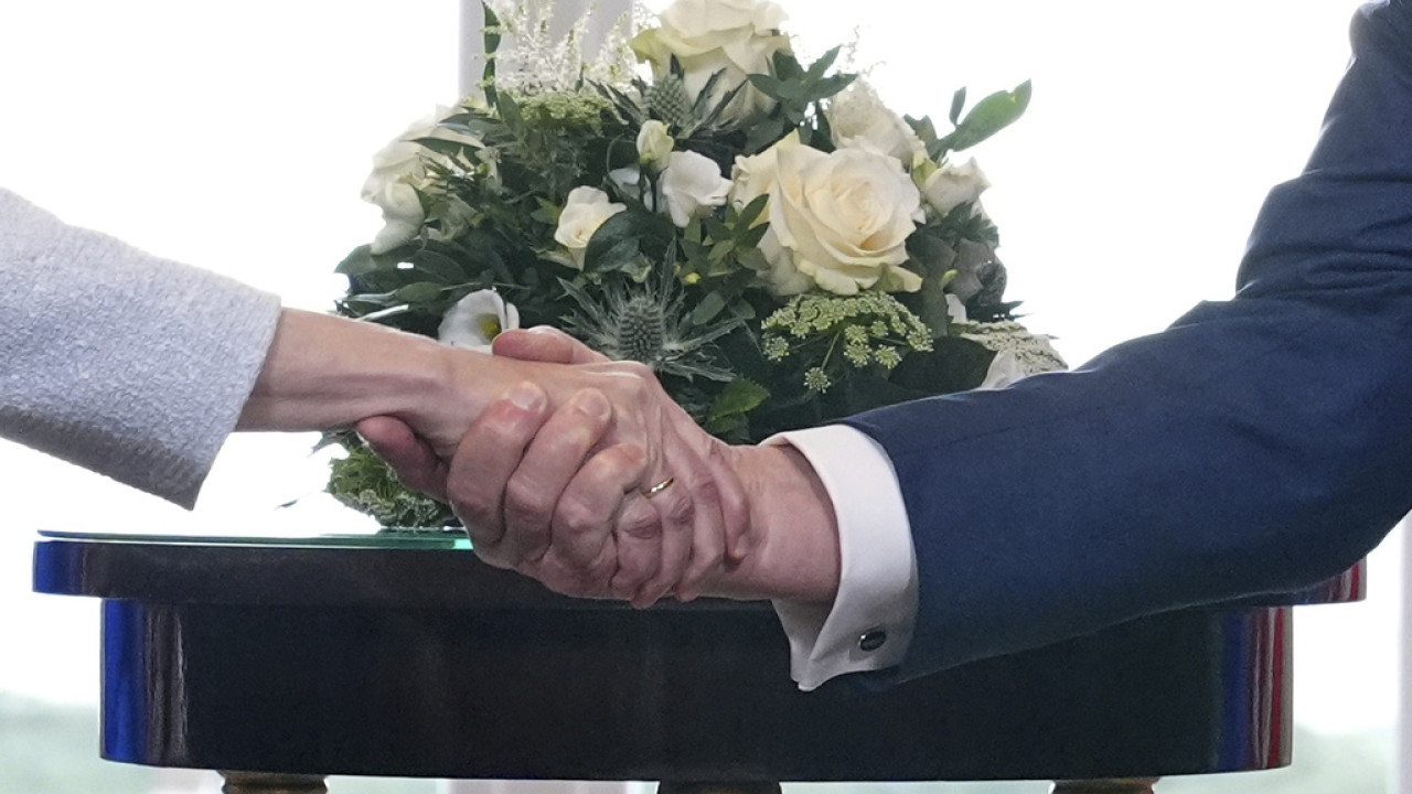 Διπλό «πλήγμα» από ΕΕ και ΗΠΑ εναντίον της Ρωσίας - Ένα σημαντικό πακέτο νέων κυρώσεων μετά το «ναυάγιο» της συνάντησης Τραμπ-Πούτιν