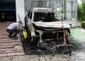 Εμπρηστική επίθεση σε αντιπροσωπεία αυτοκινήτων στη Ν. Φιλαδέλφεια