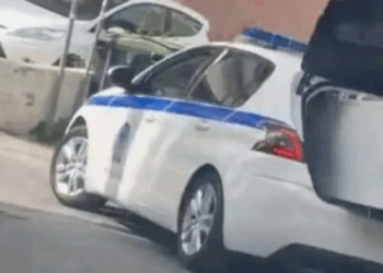 ΕΔΕ για το βίντεο με το περιπολικό που μετέφερε ψυγείο