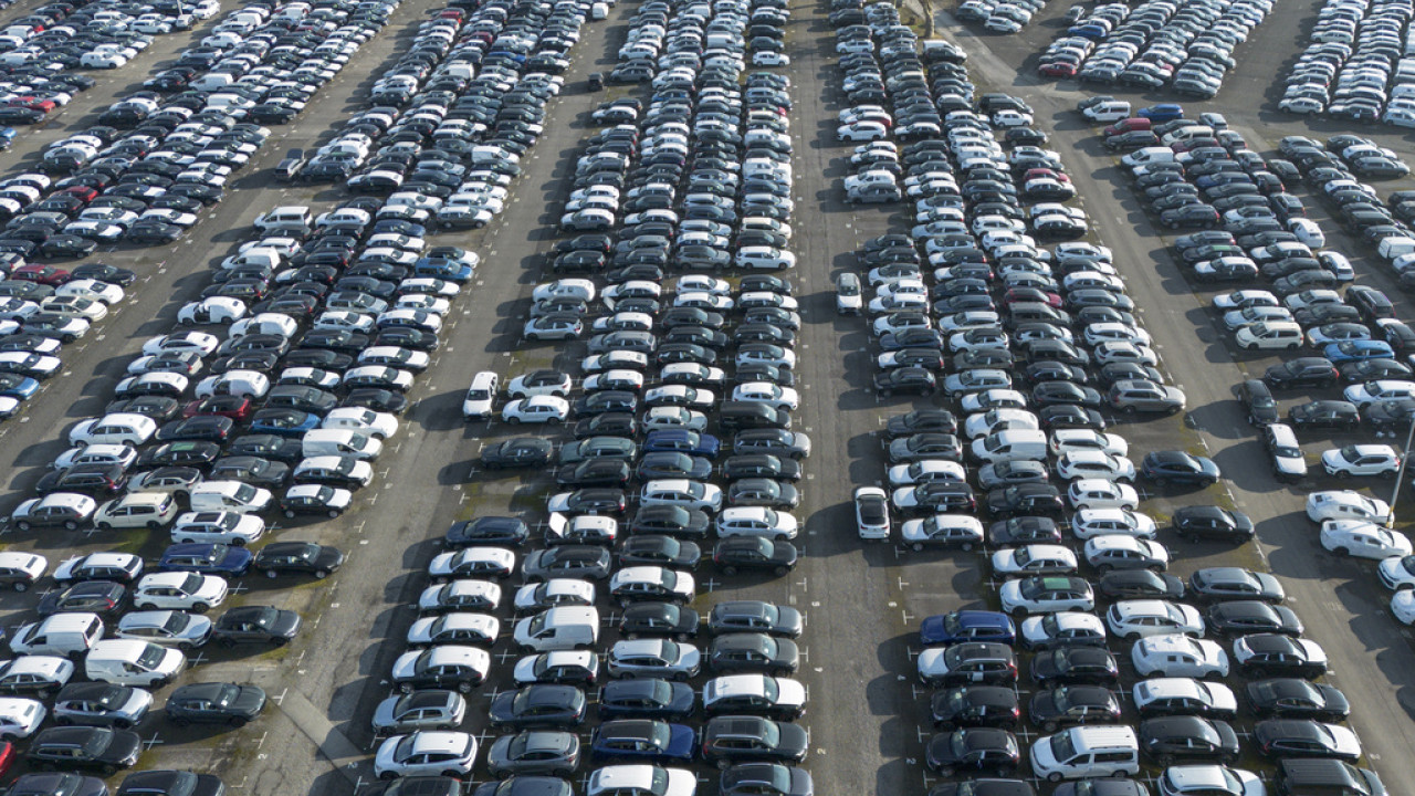 ΕΕ: Αυξήθηκαν οι πωλήσεις των καινούργιων αυτοκινήτων