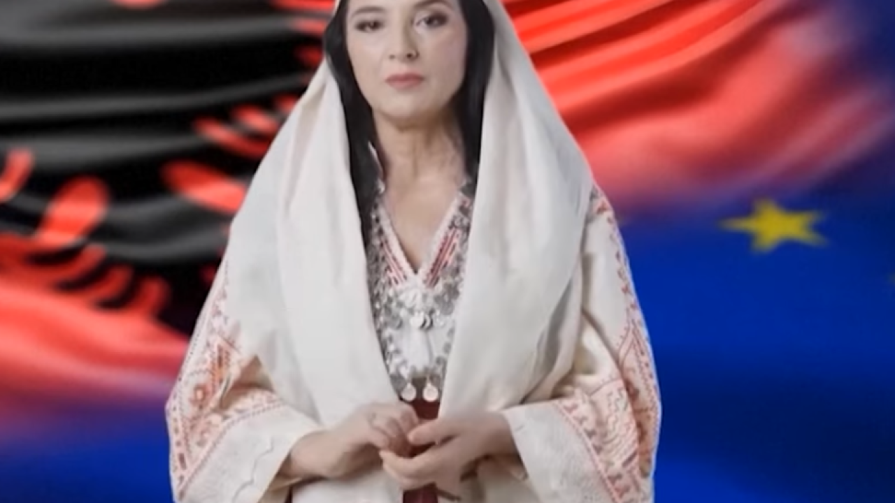 «Έγκυος» σε... 83 «παιδιά» η πρώτη υπουργός ρομπότ της Αλβανίας