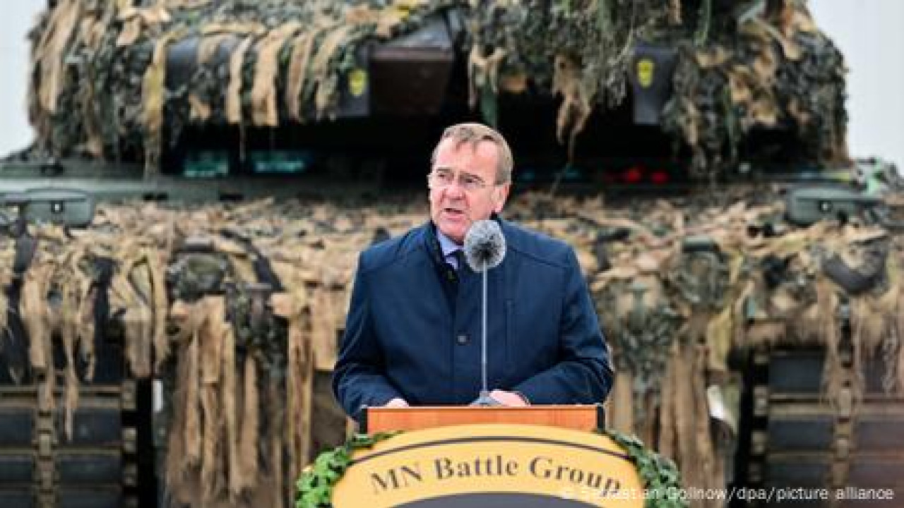 Ένα σύντομο «βιογραφικό» της Μπούντεσβερ