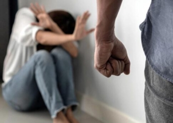 Ενδοοικογενειακό επεισόδιο στο Ηράκλειο: Δύο φορές κάλεσε το Χαμόγελο του παιδιού η 15χρονη – Στο νοσοκομείο με εντολή εισαγγελέα