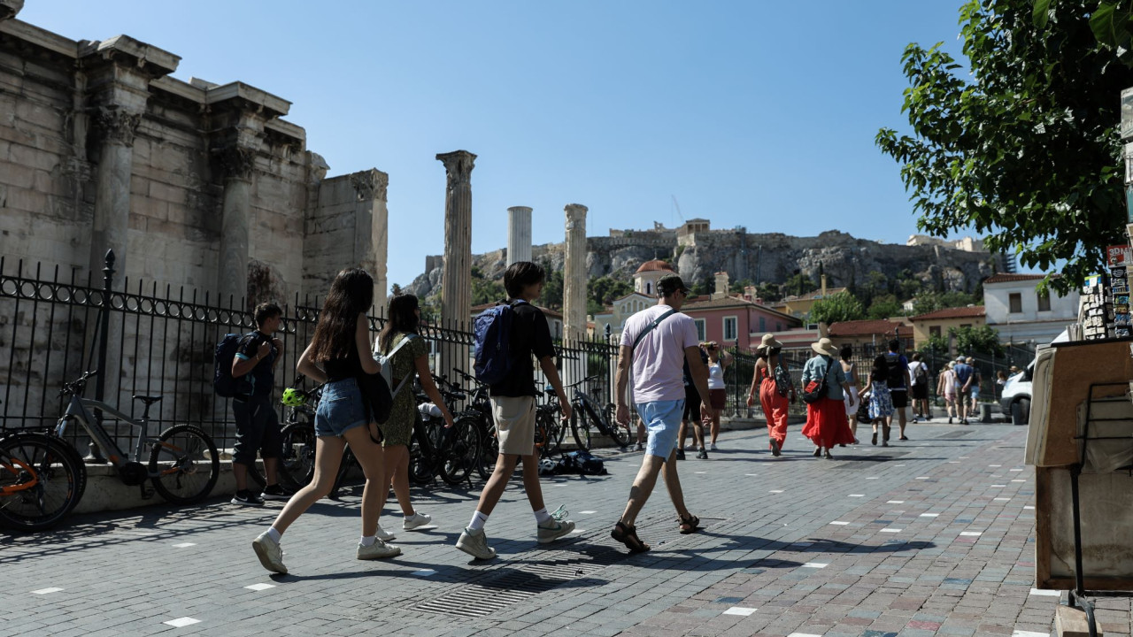 ΕΟΤ: Ενισχυμένη παρουσία της Ελλάδας στη βρετανική τουριστική αγορά