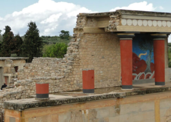 Έπεσαν οι υπογραφές για την ενίσχυση της πυροπροστασίας στην Κνωσό